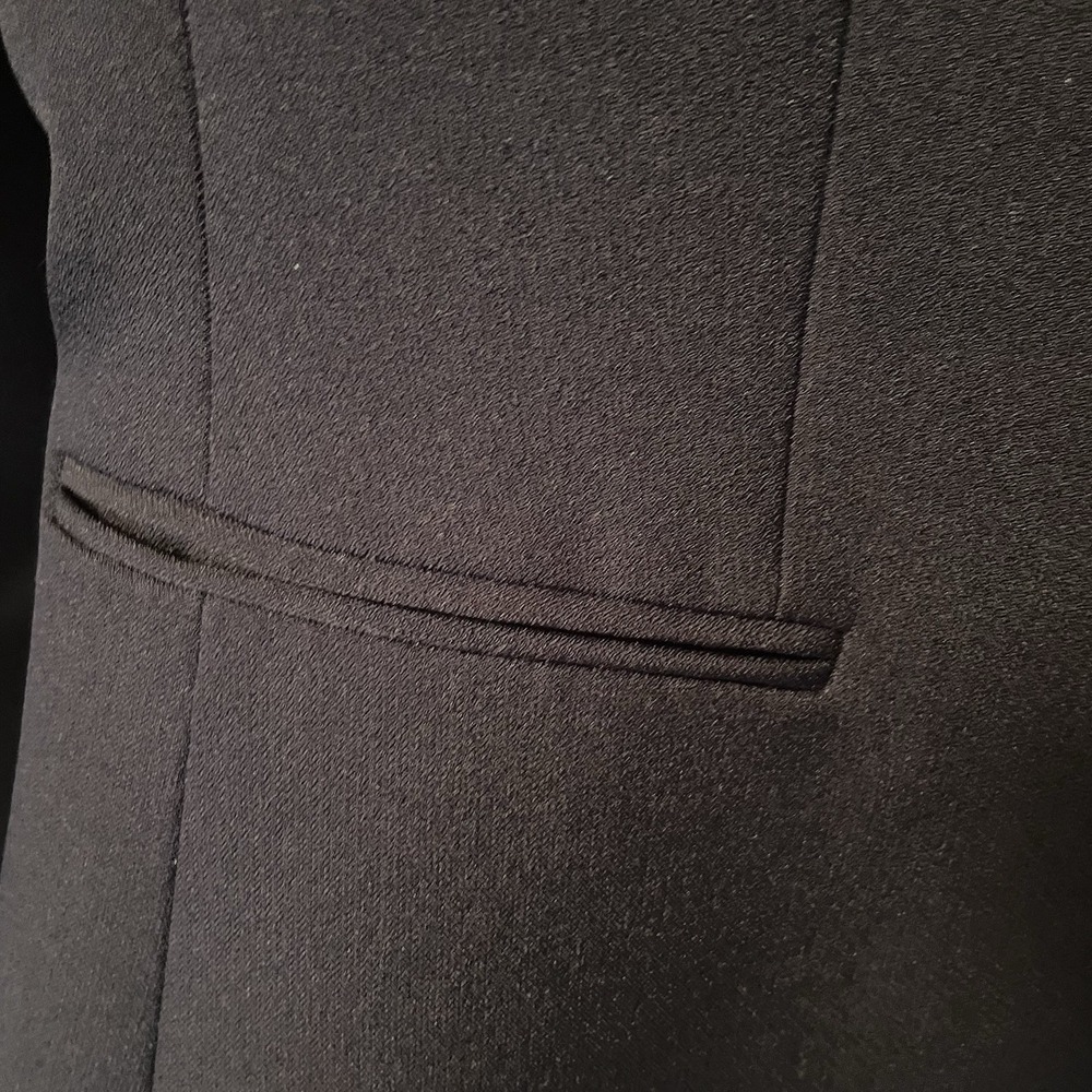 Tahari Arthur S Levine Womens Blazer Size 10 Navy 2 Button Lined Career Workwear - Picture 6 of 8